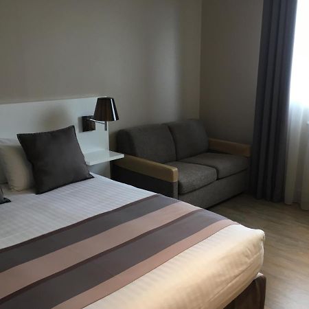Hotel Le Transatlantique - Lycee Hotelier La Rochelle ลาโรแชล ภายนอก รูปภาพ